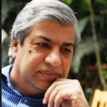 “दि हैपीनेस गुरू” के नाम से विख्यात, पी. के. खुराना दो दशक तक इंडियन एक्सप्रेस, हिंदुस्तान टाइम्स, दैनिक जागरण, पंजाब केसरी और दिव्य हिमाचल आदि विभिन्न मीडिया घरानों में वरिष्ठ पदों पर रहे। वे मीडिया उद्योग पर हिंदी की प्रतिष्ठित वेबसाइट “समाचार4मीडिया” के प्रथम संपादक थे।