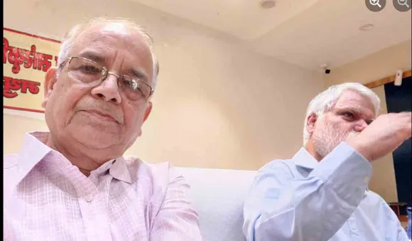 Professor Pradeep Taneja with Professor Jagadishwar Chaturvedi