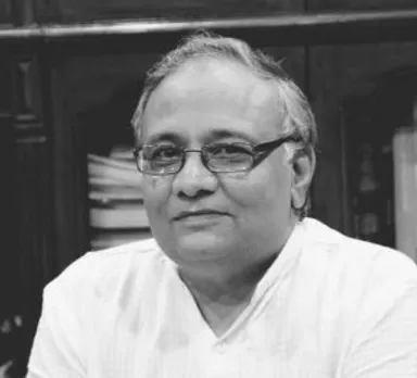 Arun Maheshwari - अरुण माहेश्वरी, लेखक सुप्रसिद्ध मार्क्सवादी आलोचक, सामाजिक-आर्थिक विषयों के टिप्पणीकार एवं पत्रकार हैं। छात्र जीवन से ही मार्क्सवादी राजनीति और साहित्य-आन्दोलन से जुड़ाव और सी.पी.आई.(एम.) के मुखपत्र ‘स्वाधीनता’ से सम्बद्ध। साहित्यिक पत्रिका ‘कलम’ का सम्पादन। जनवादी लेखक संघ के केन्द्रीय सचिव एवं पश्चिम बंगाल के राज्य सचिव। वह हस्तक्षेप के सम्मानित स्तंभकार हैं।