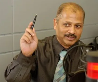 पुष्परंजन (Pushp Ranjan) लेखक ई-यू एशिया न्यूज़ नेटवर्क के दिल्ली स्थित संपादक, वरिष्ठ पत्रकार एवं विदेश मामलों के जानकार हैं। 