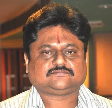 अमलेन्दु उपाध्याय (Amalendu Upadhyaya) लेखक वरिष्ठ पत्रकार, राजनैतिक विश्लेषक व टीवी पैनलिस्ट हैं। वह हस्तक्षेप के संपादक हैं।