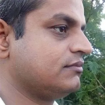 Hare Ram Mishra. हरे राम मिश्र, लेखक स्वतंत्र टिप्पणीकार हैं।