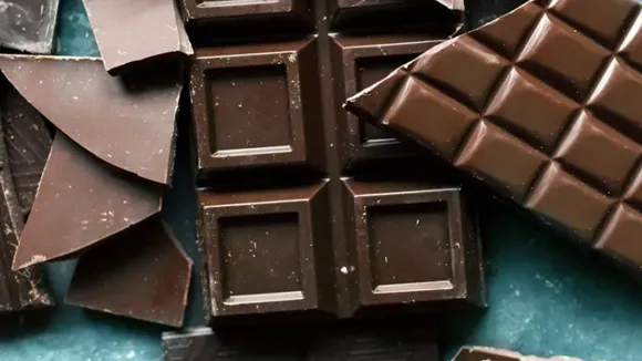 Chocolate Effects: जानें चॉकलेट के हमारे शरीर पर पड़ने वाले प्रभाव