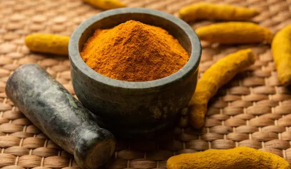 Turmeric : जानें महिलाओं के लिए हल्दी के फायदे