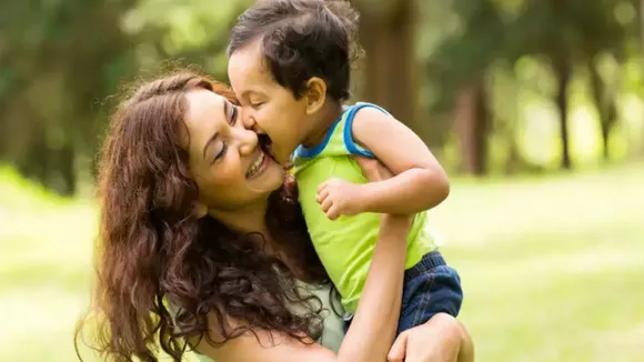 Active Mothers: मदर्स कैसे खुद को एक्टिव रख सकती हैं?