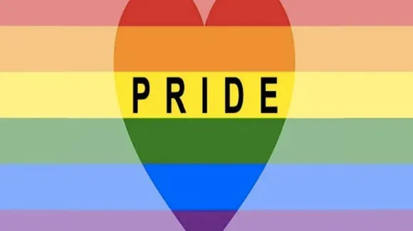 LGBTQIA+ Couples: इन्हें भी है प्यार करने का पूरा अधिकार