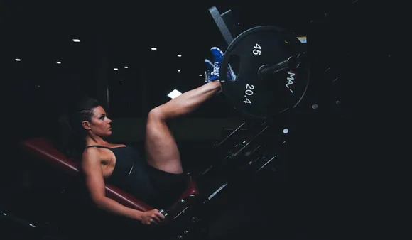 Weightlifting महिलाओं के लिए नहीं है, बिल्कुल ना करें ऐसी अफवाहों पर यकीन, जानें क्या है सच्चाई