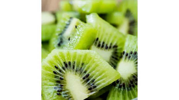 Kiwi Benefits: कीवी खाने से मिलते हैं ये बेहतरीन फ़ायदे