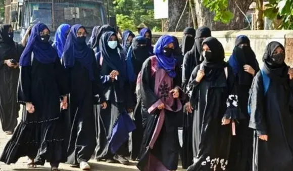 कर्नाटक में हिजाब बैन हटा: मुख्यमंत्री सिद्धारमैया का ऐलान, "पहनना व्यक्तिगत पसंद"