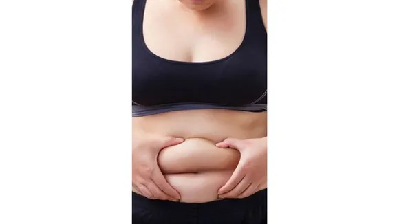 Belly Fat: पेट की चर्बी कम करनी है तो जरूर पिएं ये ड्रिंक्स