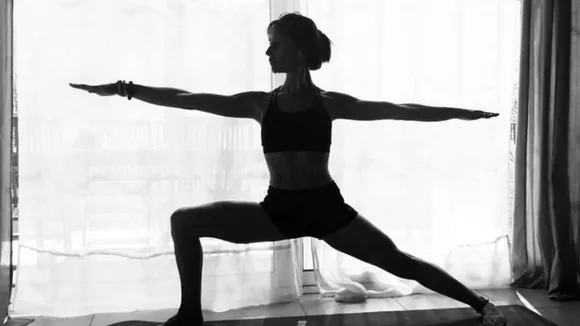 Yoga: जीवन में फोकस बढ़ाने के लिए अपनाए यह व्यायाम