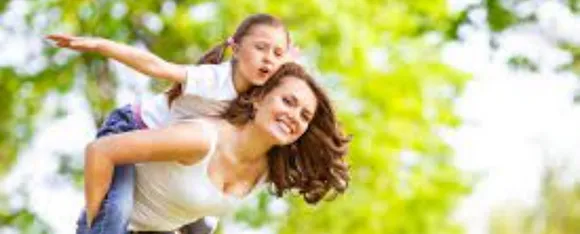 Mother Daughter: 5 बातें जो हर बेटी को अपनी मां से सीखनी चाहिए