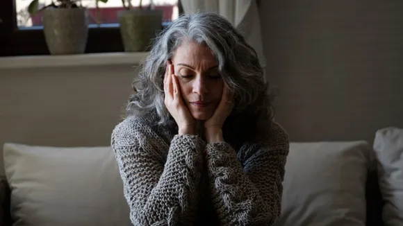 Menopause से आपकी Mental Health पर क्या असर पड़ता है?