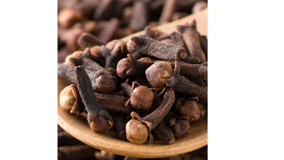 Cloves Benefits : लौंग के इस्तेमाल से मिलते हैं यह 5 बेहतरीन फ़ायदे