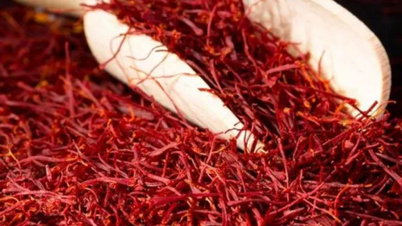 Saffron: केसर का सेवन करने से होते हैं ये 5 फायदे