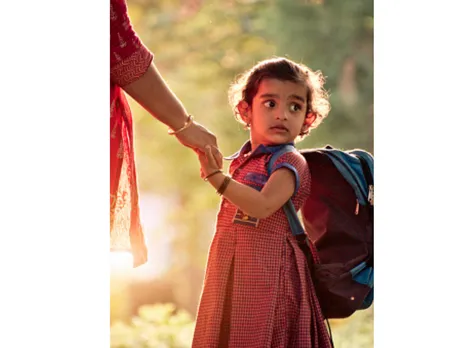 स्कूल ट्रिप में जा रहे हैं बच्चों को पेरेंट्स सिखाएं यह जरूरी बातें
