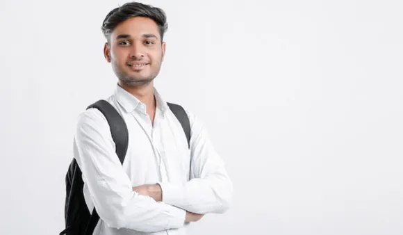 Student (Freepik).png