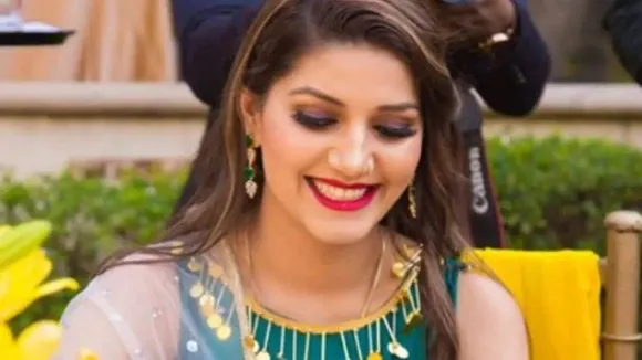 Who Is Sapna Chaudhary? कोर्ट ने जारी किया सपना के खिलाफ अरेस्ट वारंट