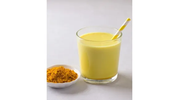 Turmeric Milk Benefits : हल्दी वाले दूध के 6 फ़ायदे