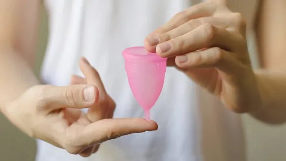 क्या आप Menstrual Cup का प्रयोग करने के बारे में सोच रही हैं ?