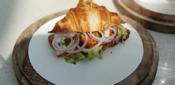 On the occasion of National Croissant Day, JW Lounge offers a delectable spread of ‘Bites of Joy’