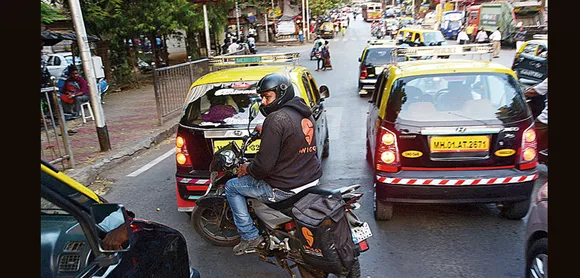 Cops summon Swiggy, Zomato and Uber Eats officials