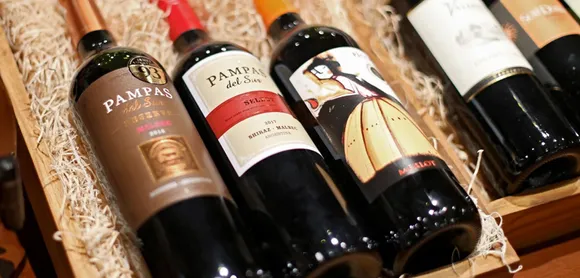 The La Piazza Wine Bazaar (Edition I) - The ultimate guide to wines from across the world!