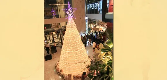 Mövenpick Hotel Colombo welcomes the season with an “Upcycled Christmas Tree lighting ceremony”