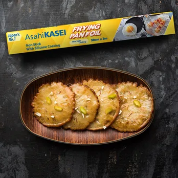 How To Cook Healthy Oil-Free Recipes with Innovative Frying Pan Foil from Asahi Kasei