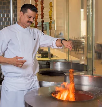 Get Your Sundays Sizzling with A Smokin’ Brunch At JW Café, JW Marriott Mumbai Sahar