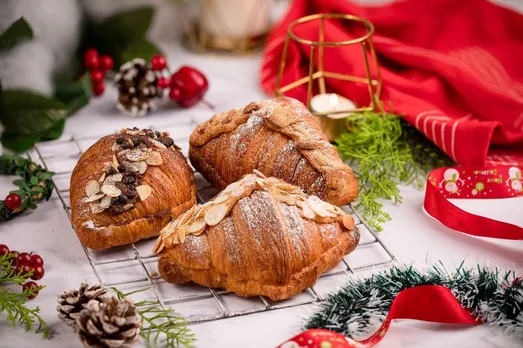 ITC Sunfeast Baked Creations- Perfect destination for Christmas Gift Hampers