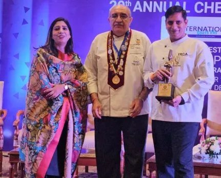 Dr. Chef Balendra Singh was awarded as Pastry Chef at the 20th Annual Chef Awards organized by the Indian Culinary Forum