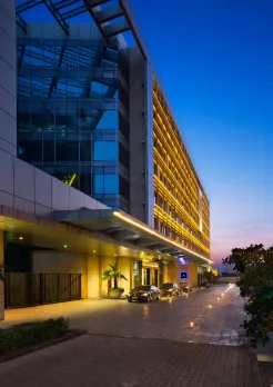 JW Marriott New Delhi Celebrates Christmas and New Year with Festive Packages and Culinary Delights A Festive Story, A Prelude to a Glorious 2024 