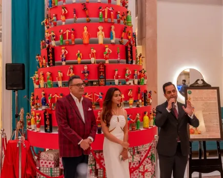 ITC Maratha, Mumbai Unveils Christmas Brilliance With 'Sawantwadi Lacquers' Christmas Tree- Celebrating Indigenous Art