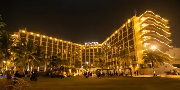 Novotel Hyderabad Convention Centre Hosts its Annual Tree Lighting Ceremony