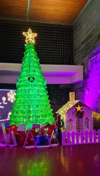 InterContinental Chennai Mahabalipuram Resort Unveils a Radiant Green Wonderland Recycled Glass Bottle Christmas Tree