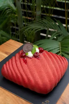 MIZU Izakaya launches it's Gourmet Cake Collection for the festive season