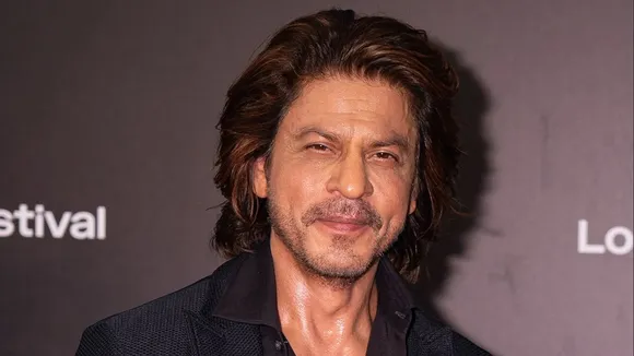 Shah Rukh Khan gets death threat: প্রাণনাশের হুমকি পেতেই শাহরুখের নিরাপত্তা বাড়াল পুলিশ, মন্নতের বাইরে কড়া পাহারা