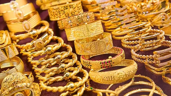 Gold Rate Today: আজ কলকাতায় সোনা-রুপোর দর কত জেনে নিন