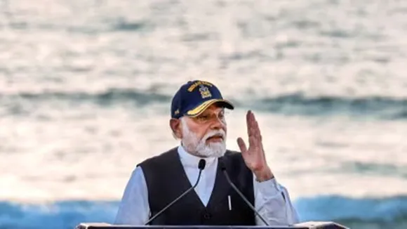 modi on indian navy day