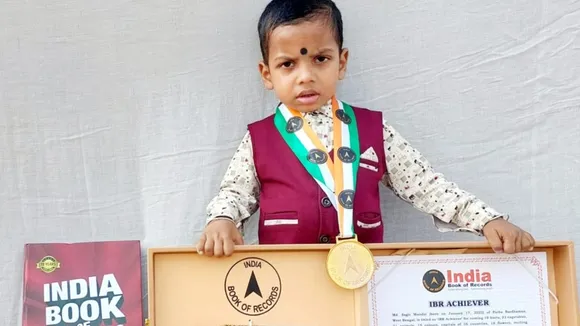 India Book of Records,Purba Bardhaman,West Bengal News,Sagir Mondal,পূর্ব বর্ধমান,ইন্ডিয়া বুক অফ রেকর্ডস,সাগির মণ্ডল
