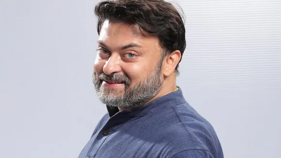 গুরুতর অসুস্থ অবস্থায় হাসপাতালে সাহেব