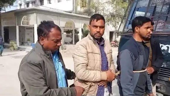 Malda News,Kaliachak,maldah,police,arrested,west bengal news,মালদা,কালিয়াচক,পুলিশকে গুলি,পশ্চিমবঙ্গের খবর