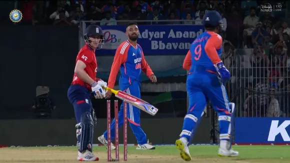 Harry Brook bowled by Varun Chakravarthy