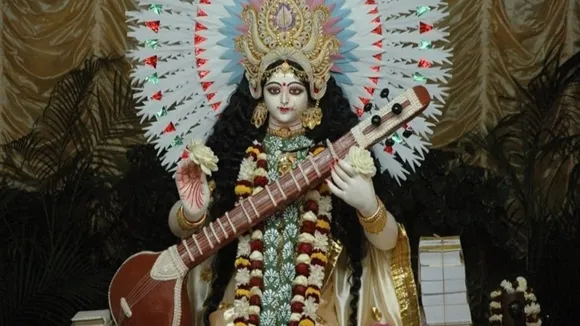 Teachers threatened for wanting to perform Saraswati Puja,Saraswati Puja 2025,Saraswati Pujo,সরস্বতী পুজো,স্কুলে সরস্বতী পুজো করতে চাওয়ায় শিক্ষকদের হুমকি