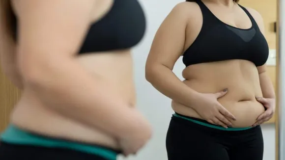 Belly Fat Loss Exercise: পুরুষের তুলনায় মহিলারা মেদভুঁড়ির সমস্যায় বেশি ভোগেন
