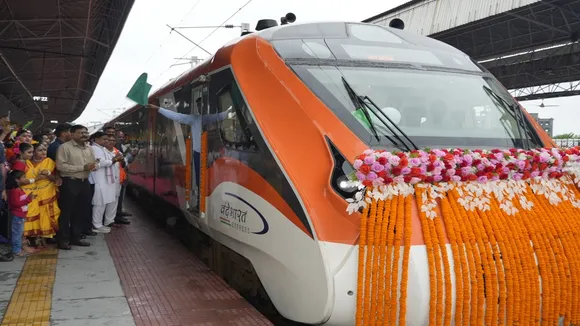 west bengal, pm modi flags off vande bharat express,বন্দে ভারত এক্সপ্রেস, মোদী