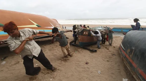 Cyclone Vayu Updates, Cyclone Vayu in Gujarat