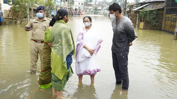 Mamata Banerjee, Dev, Mamata Banerjee visits ghatal, ghatal flood, দেব, মমতা, ঘাটালের বন্যা, bengali news today