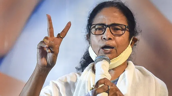 Tmc supremo Mamata Banerjee congrtulates ma mati manush for landslide victory in municipal poll 2022